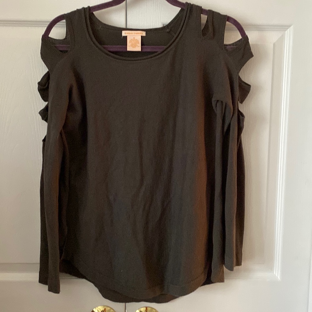 Gray Sweater With Cute Sleeve Cutouts Sweet Romeo Brand From Revolve Size M